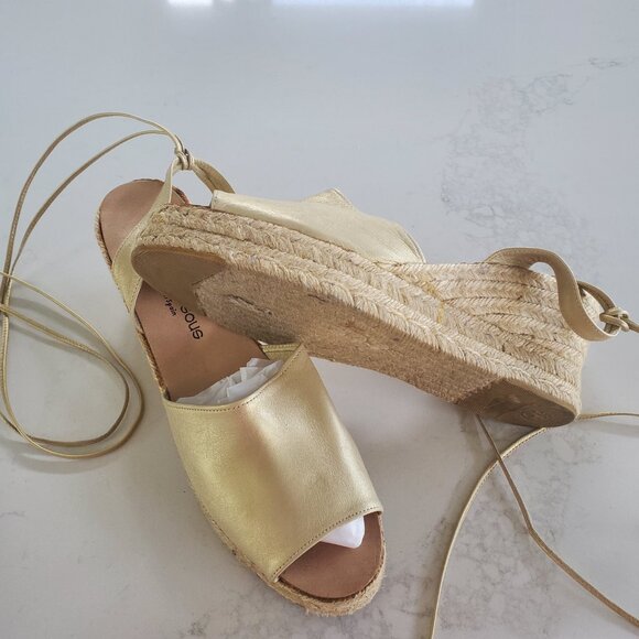 Andre Assous New Gold Ankle Tie Leather Platform Espadrilles made in Spain   9.5 - Picture 10 of 16